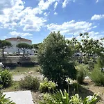 Sg190-008 - 3 Pieces 6 Couchages Gilles Croix De Vie