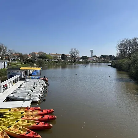 Sg190-008 - 3 Pieces 6 Couchages Gilles Croix De Vie *