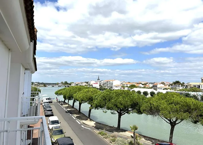 Sg190-008 - 3 Pieces 6 Couchages Gilles Croix De Vie *